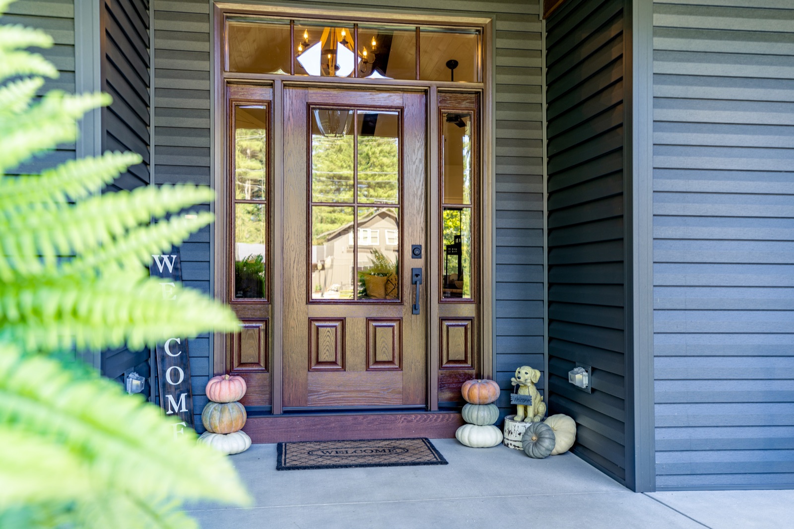 Signet 440 2P Oak Sidelites Transom Truffle Sdls exterior entry door style option