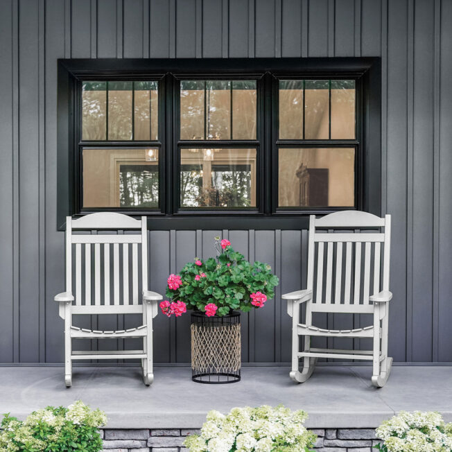 Endure-DH-Windows-in-Textured-Matte-Coal-Black-with-internal-grids-Endure-Cover-1-652x652